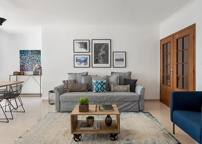 Joivy Sunny Apartment In Marvila