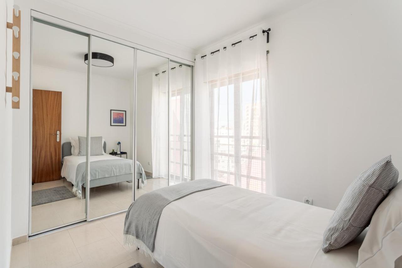 Joivy Sunny In Marvila Apartment